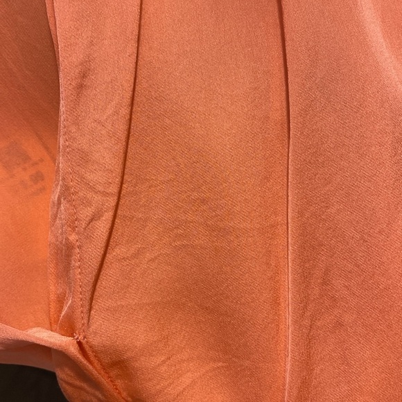 Theory Salmon Pink 100% Silk Sleeveless Solid Cocktail Blouse -size medium - Picture 6 of 6